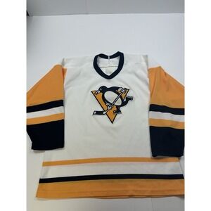 Vintage CCM Pittsburgh Penguins NHL Hockey Jersey Mens Medium white